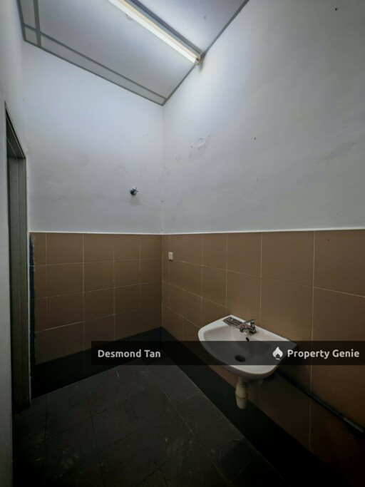 Seremban 2 Centrio Facing Mainroad Gfloor (Below Market Value), Ikon, Uptown Avenue, Plazo S2 Height