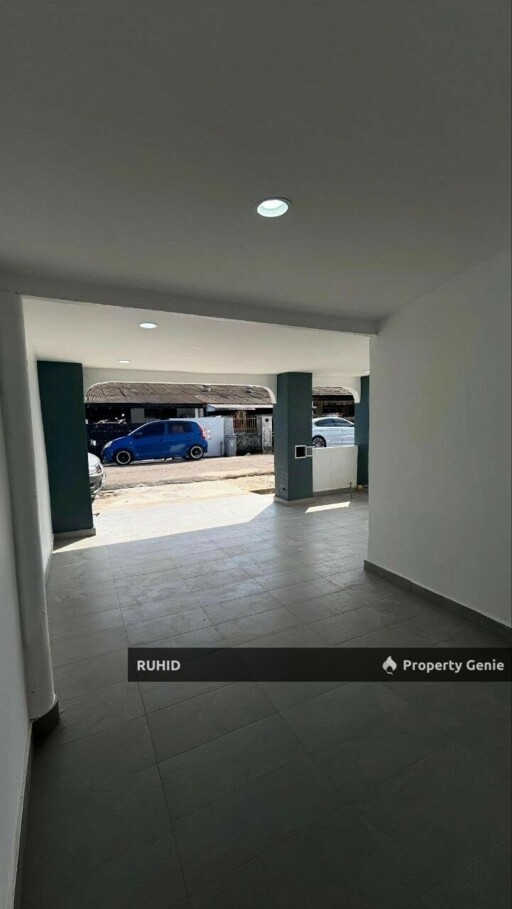 Renovated Single Storey House at Kampung Kiambang, Ulu Tiram