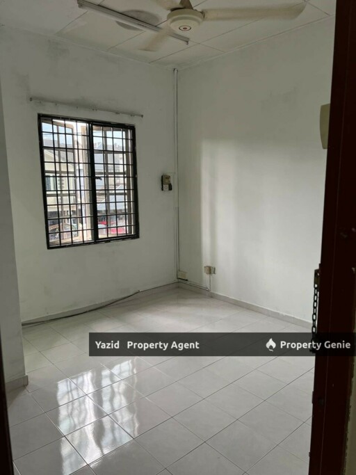 Double Storey Terrace, Taman Samudera Selatan,Batu Caves Good Condition