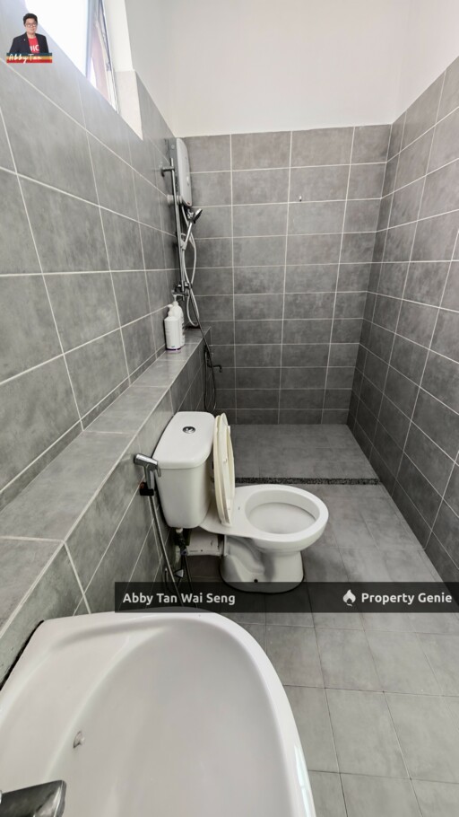 Why Pay RM700+ per sqft? Own This Alam Damai Corner Unit at Only RM490 per sqft