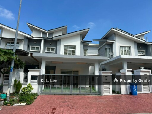 🏡 Spacious Family Home in D’Kayangan Shah Alam | RM1.2M Negotiable