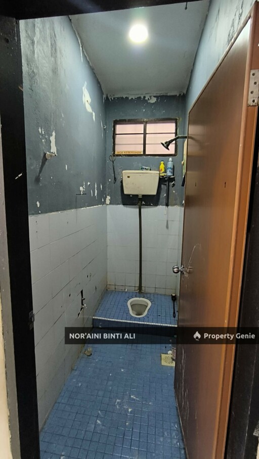 UTK DIJUAL TERES SETINGKAT INDERA MAHKOTA 2  (Lorong IM 2/18)