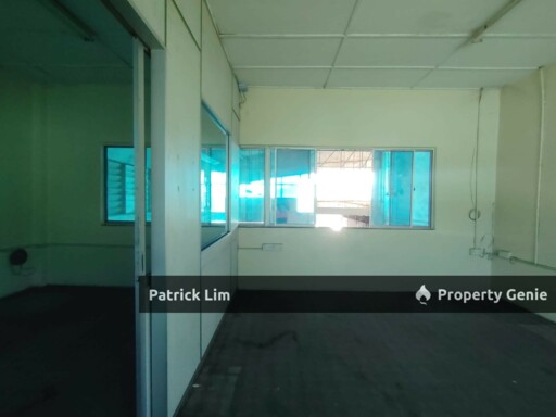 Spacious Factory 4000sqft For Rent @ Taman Merdeka