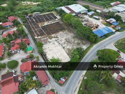 1.6 Acre DIRECT MAINROAD LAND CHEMOR IPOH