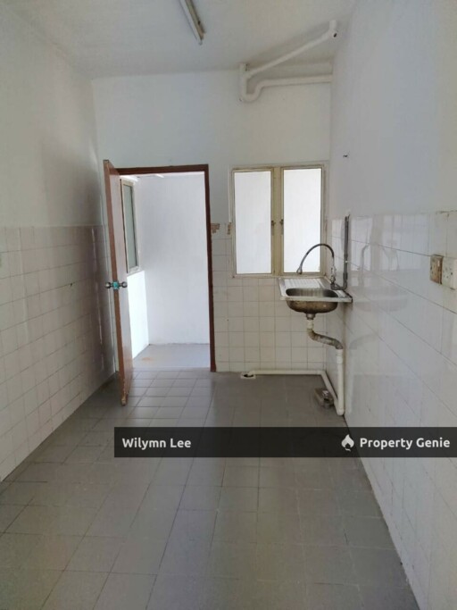 Pangsapuri Permai Apartment , (Coral Court) USJ 1 Subang Jaya -3R2B, -Well Kept, Quiet & Prime Area and Affordable