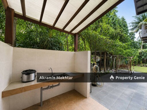 FREEHOLD & PARTIALLY FURNISHED | KG TUNKU SS1 PETALING JAYA – DOUBLE-STOREY BUNGALOW