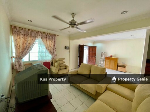 Double Storey Terrace Intermediate For Sale! at Everbright Estate