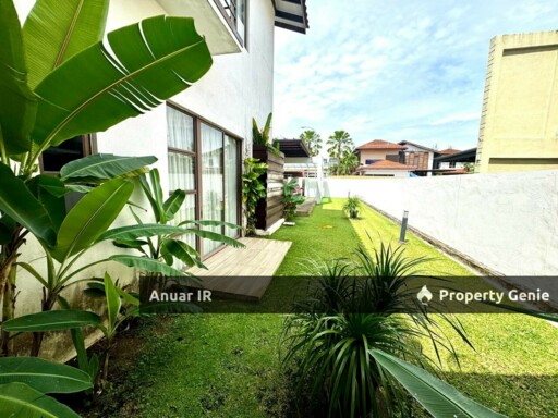 CORNER LOT + SWIMMING POOL DOUBLE STOREY BUNGALOW BUKIT MAHKOTA JALAN BM 43000 KAJANG.