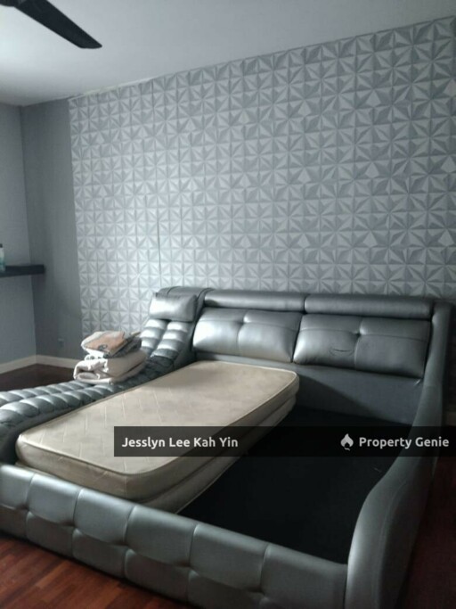 3 Storey Superlink - Taming Indah Sungai Long