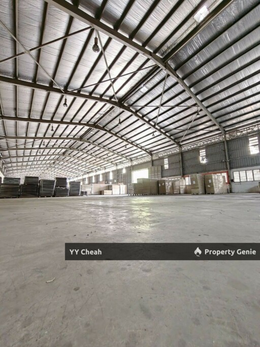 Semi-Detached Factory (Corner Lot) For Rent  Kawasan Perindustrian Pengkalan, Ipoh 1 Acre with CCC
