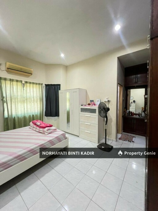 Semi-D  Setingkat Taman Gelugor Fully Renovated
