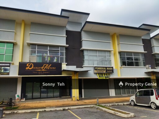 Desa Tropika Next to Caltex and Family Mart