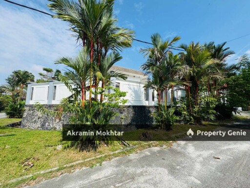 CORNER LOT Bungalow House 2 Storey Seksyen 6 Shah Alam Selangor