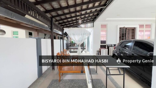 2 Unit Sekali Side By Side 1 Owner Renovated 1.5 Storey Bungalow Taman Senawang Perdana, Senawang.