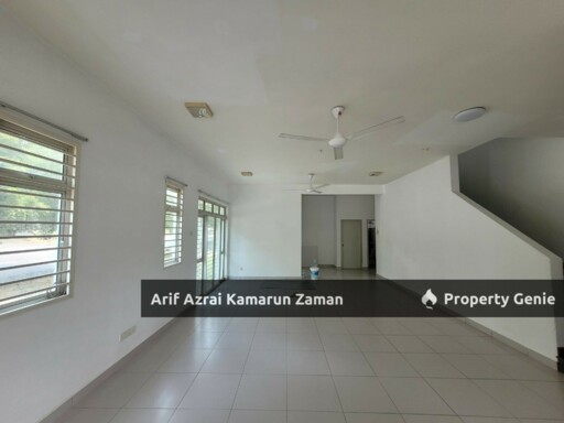 [Partially Furnished] Corner Lot Double Storey The Pines Terrace, Presint 11 Putrajaya | 4R3B | RM2,800/month