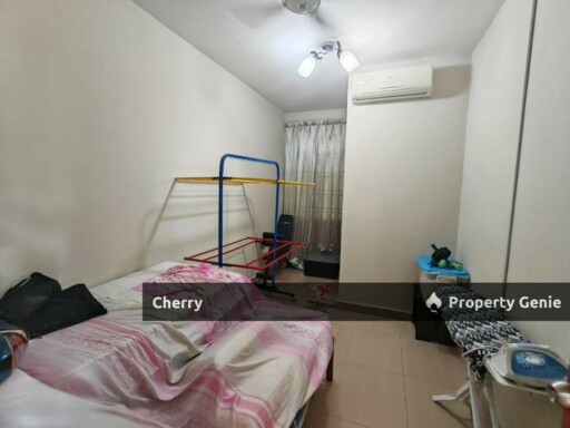 **TAMAN BESTARI INDAH 超值 CORNER LOT‼️** 🔥🔥 💰 **For Sale: RM660K‼️** ✨ **Bank Value: RM750K – RM810K** 🏡 **Corner Lot + Unblock View** 📍 Jalan Bestari 70/x, Taman Bestari Indah, 81800 Ulu Tiram