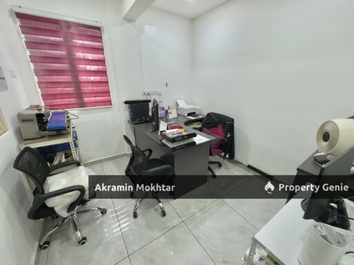 FULLY RENOVATED & FULLY FURNISHED | 2-STOREY TERRACE END LOT TAMAN PUCHONG UTAMA, PUCHONG