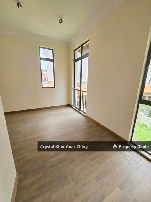 3 Storey Bungalow at D'Residence, Near Queensbay