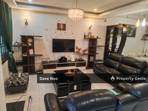 Taman Seri Orkid • 2-Storey House • 4beds 3Baths • Partial Furnished