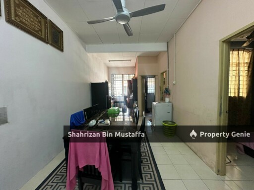 International Lot, Taman Sri Impian, Kluang