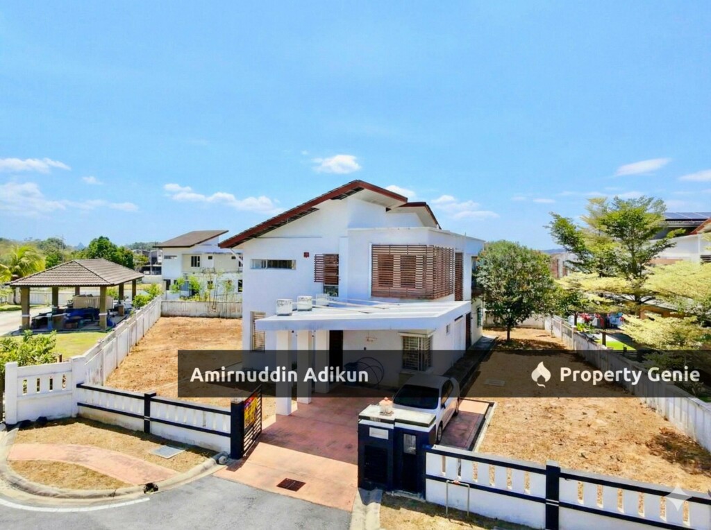 Bungalow 2Storey Timur Bandar Baru Enstek