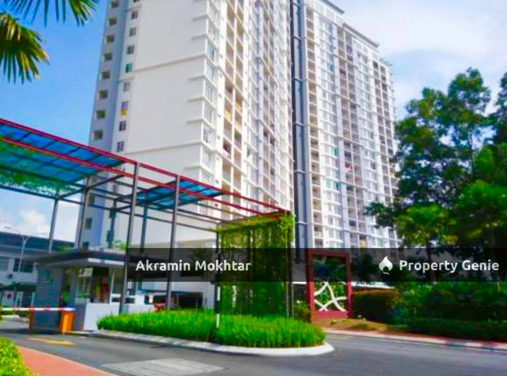 LEVEL 1, CORNER LOT GARDEN UNIT & HUGE BALCONY  SUASANA LUMAYAN CONDOMINIUM Jalan Tasik Permaisuri 2, Bandar Tun Razak, Kuala Lumpur