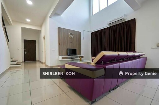 House for rent at Taman Nusa Duta near Bukit Indah