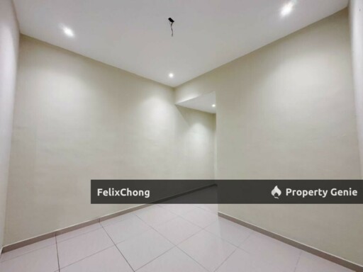 Desa Skudai 1 Sty Corner Lot,Jalan Harmoni,Skudai,Renovated,Extend