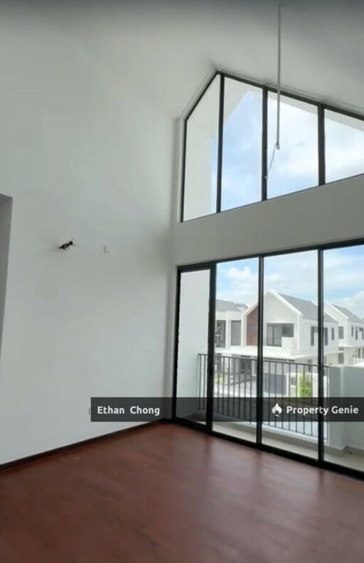 The Eighth Elmina House For Sale