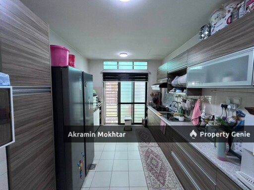Freehold, Ground Floor, Renovated & Partially Furnished | Townhouse 1.5 Storey Park Villa Bandar Bukit Puchong 2, Puchong Selangor.