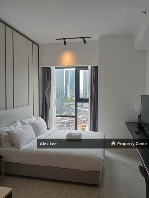 Axon High Rental Yield with Airbnb Operator Manage Unit by Just Collect Rental Every Month