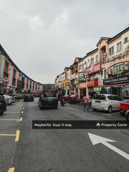 Bandar Tasik Puteri RM1.95Mil (ROI5.17%)3 Storey Shop For Sale