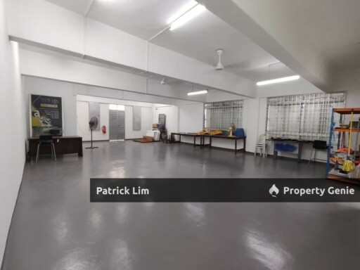 [Hot Area Malim Jaya] Corner 2-Storey Commercial Shop‼️Spacious‼️ Malim Jaya Industrial Area | For Rent 🔥