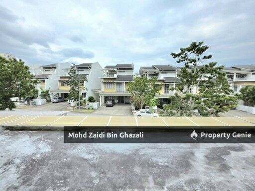 Danau Mutiara Semi D 2.5 Sty Presint 16, Putrajaya with Private lift