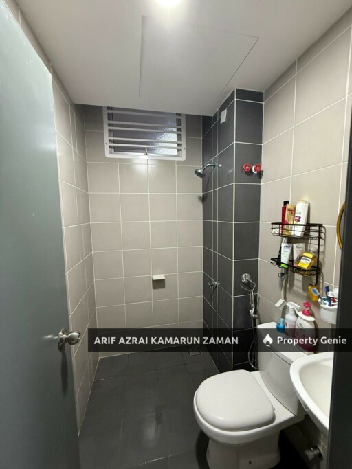 [Corner Lot] Lower Floor Townhouse  Kita Mekar, Cybersouth Dengkil | 3R2B | RM1,800/month