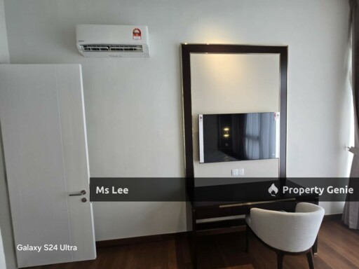 Pavilion Embassy Oxford Residences @ KLCC-Near LRT, level 13 TRX view, Good for investment
