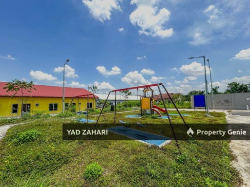 Kampung Lombong, Shah Alam | 2- Storey Terrace 4 Bedrooms | RM550K - Endlot & Flexible Deposit