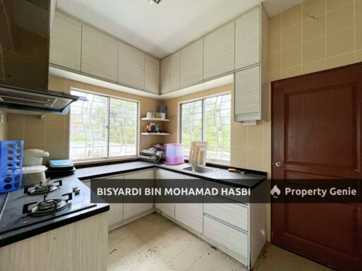 FREEHOLD [RENOVATED] Double Storey Semi-D Tiara Heights, Bandar Baru Salak Tinggi, Sepang.