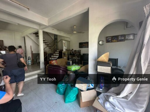 CORNER Kampung Lapan Double Storey Terrace