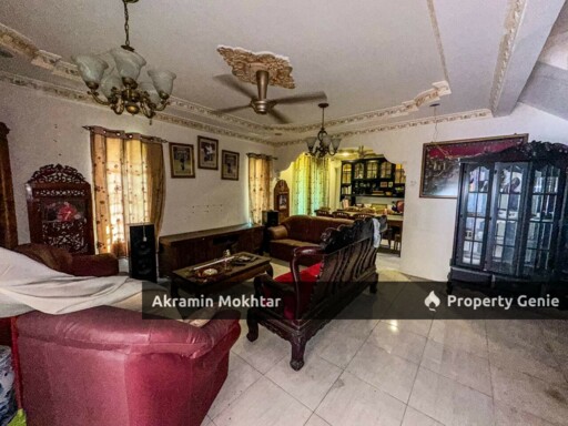 Freehold & Corner Lot | 2 Storey Terrace, Seksyen 6, Bandar Bukit Mahkota Bangi.