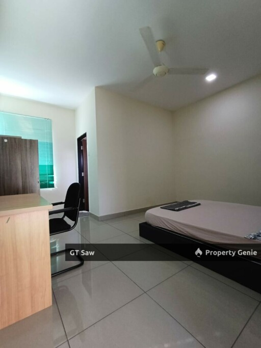 Semenyih 16 Room 3 Storey Bungalow For Rent