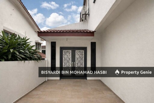 "Refurbished & Renovated" Double Storey Semi Detached House Taman Cuepacs, Batu 9, Cheras Selangor.
