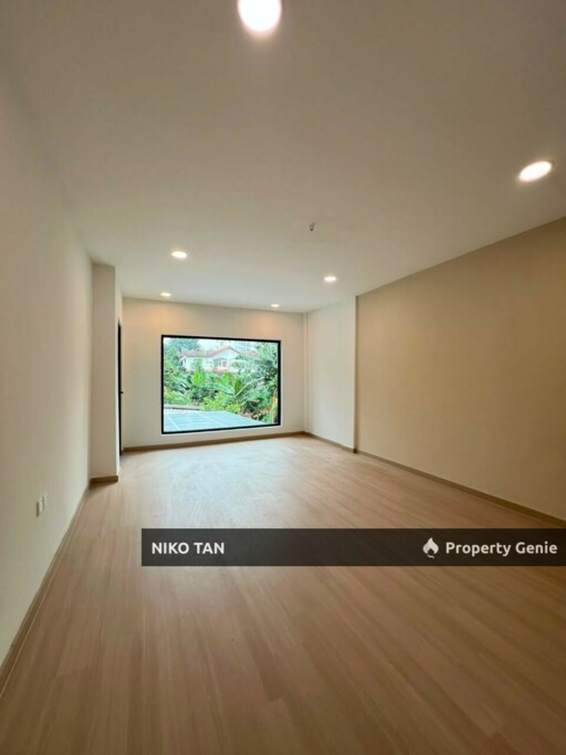 [PRIME AREA]2Storey Semi-D Jalan Abdul Samad For Sale