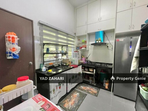 Seksyen 29, Kg Lombong Shah Alam | Single Storey Semi-D 4 Bedrooms | RM500K - Extra Land, Loft Features & Easy Access to Main Road