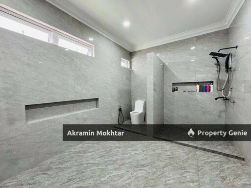 CORNER LOT Bungalow House 2 Storey Seksyen 6 Shah Alam Selangor