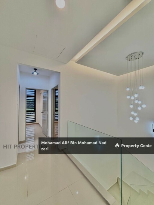 Corner Lot La Casa untuk Di Jual | Freehold | Below MV🔥