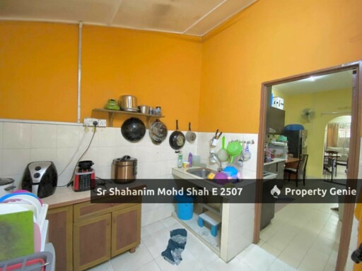 Single Storey Terrace Corner Taman Matang Jaya, Sungai Buloh.