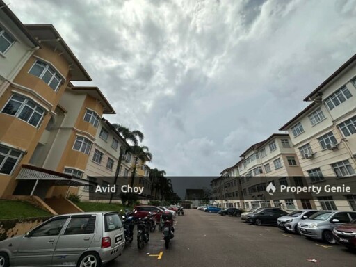 Vista seri alam apartment , level 1 for sale