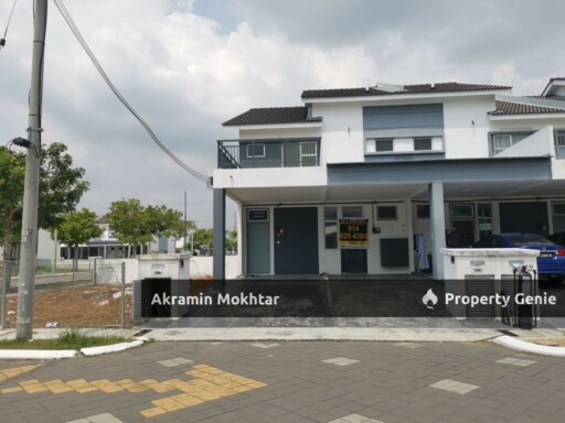 CORNER LOT🔥Townhouse Simfoni Perdana (Upper Floor) + Balcony