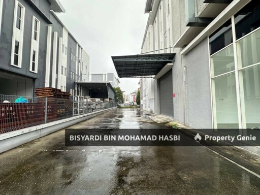 3 STOREY SEMI DETACHED FACTORY WAREHOUSE @ TEMASYA 18 GLENMARIE SHAH ALAM .